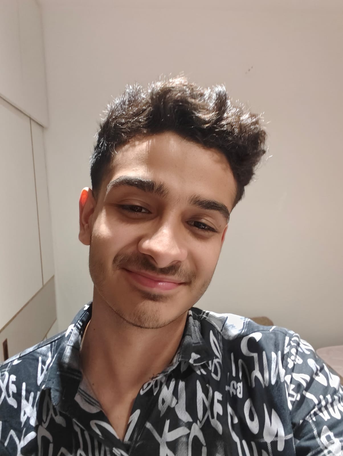 Hemant Kataria, English tutor in Delhi, India